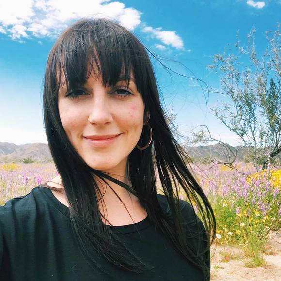 Meet your Posher, Tabitha - Picture 1 of 1